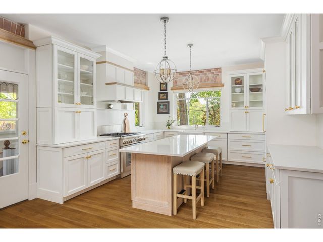 745 Highland Ave, Boulder, CO 80302
