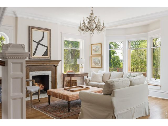 745 Highland Ave, Boulder, CO 80302