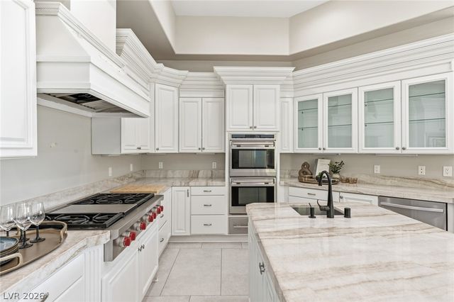 9328 Tournament Canyon Drive, Las Vegas, NV 89144