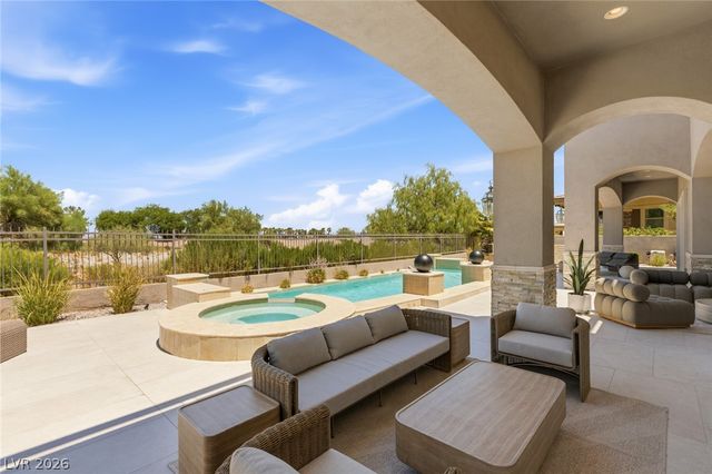 9328 Tournament Canyon Drive, Las Vegas, NV 89144