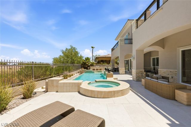 9328 Tournament Canyon Drive, Las Vegas, NV 89144