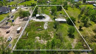 6525 Lesiker Road, Brookside, TX 77581