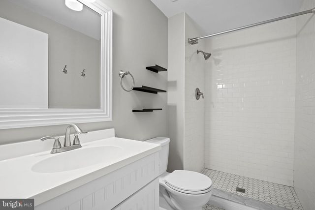 5863 JACKSONS OAK CT, Burke, VA 22015