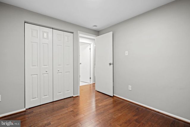 5863 JACKSONS OAK CT, Burke, VA 22015