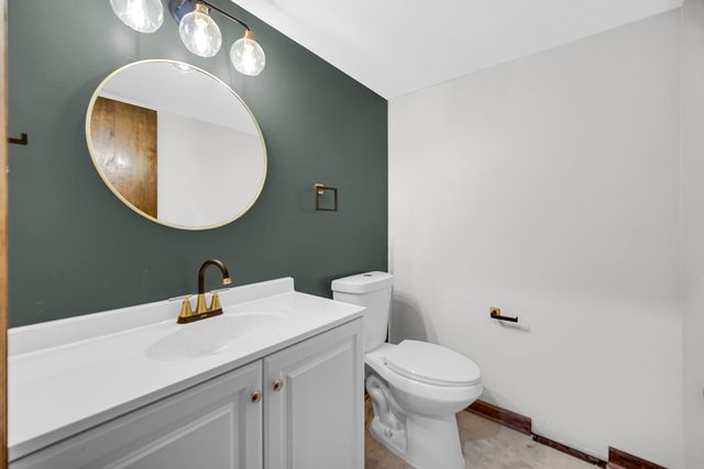 822 Luther Drive, Hobart, IN 46342