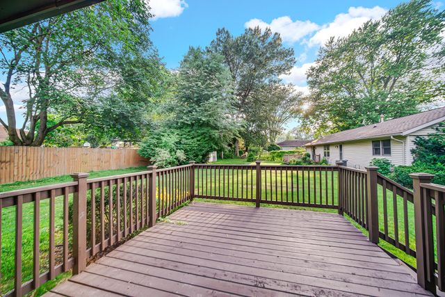822 Luther Drive, Hobart, IN 46342