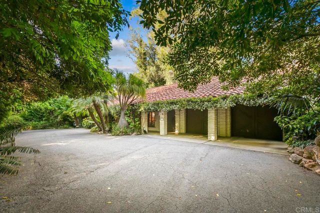 6036 Rainbow Heights Road, Fallbrook, CA 92028