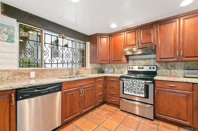 6036 Rainbow Heights Road, Fallbrook, CA 92028