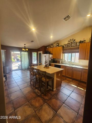 8369 W LUKE Avenue, Glendale, AZ 85305
