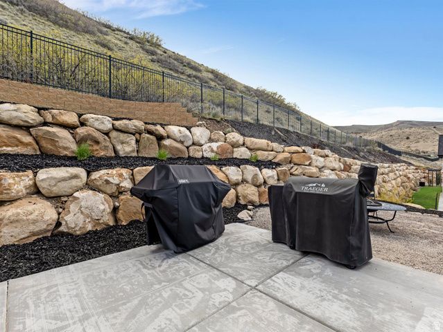 4839 W STEP ROCK LN, Herriman, UT 84096