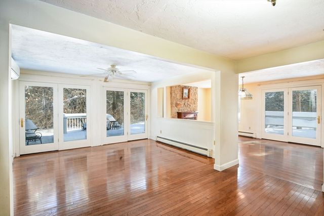 129 Colonial Way, Falmouth, MA 02540