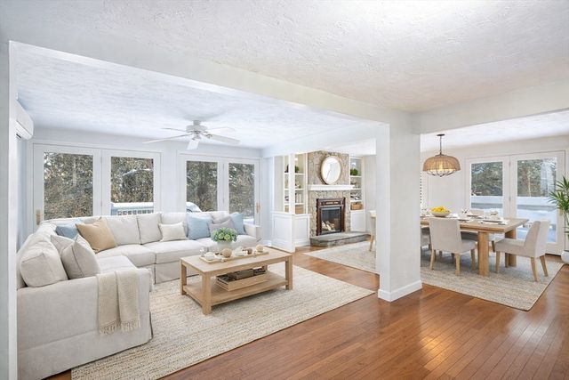 129 Colonial Way, Falmouth, MA 02540