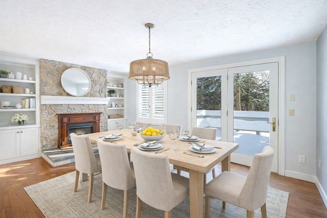 129 Colonial Way, Falmouth, MA 02540