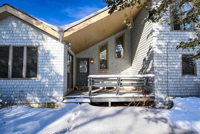 129 Colonial Way, Falmouth, MA 02540