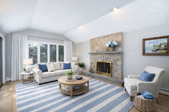 129 Colonial Way, Falmouth, MA 02540