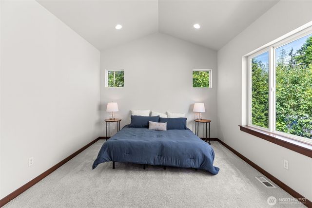 303 202nd Place SE, Bothell, WA 98012
