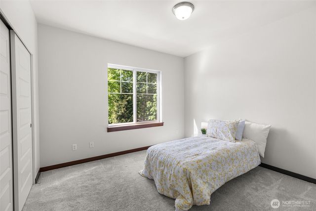 303 202nd Place SE, Bothell, WA 98012