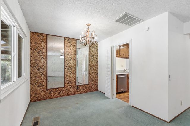 8321 Willowdale Way, Fair Oaks, CA 95628