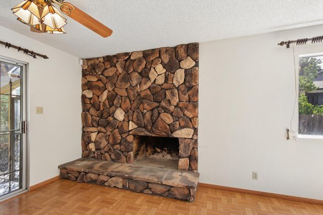 8321 Willowdale Way, Fair Oaks, CA 95628