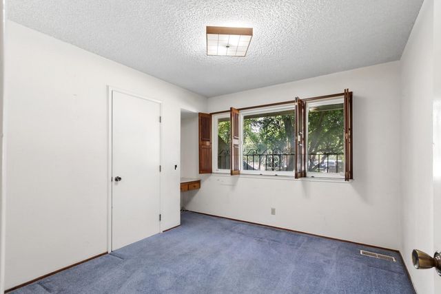 8321 Willowdale Way, Fair Oaks, CA 95628