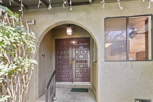 8321 Willowdale Way, Fair Oaks, CA 95628