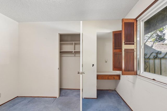 8321 Willowdale Way, Fair Oaks, CA 95628