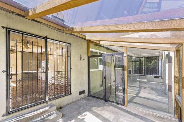 8321 Willowdale Way, Fair Oaks, CA 95628