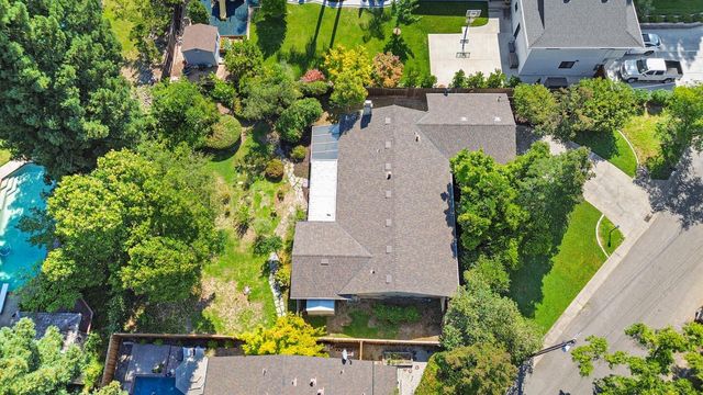8321 Willowdale Way, Fair Oaks, CA 95628