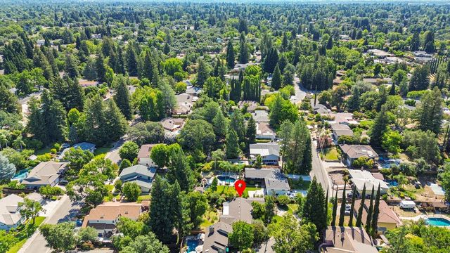 8321 Willowdale Way, Fair Oaks, CA 95628
