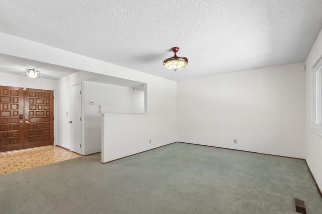 8321 Willowdale Way, Fair Oaks, CA 95628