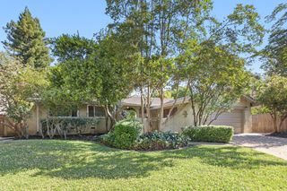 8321 Willowdale Way, Fair Oaks, CA 95628