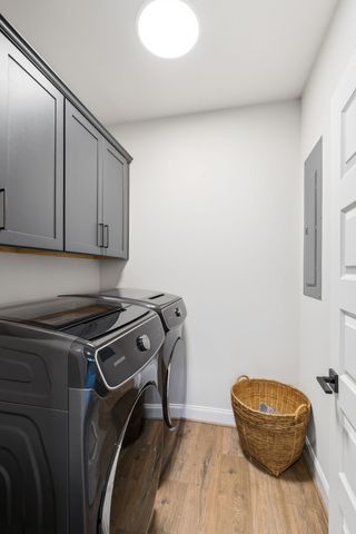 240 Valley Bend Dr, Nashville, TN 37214