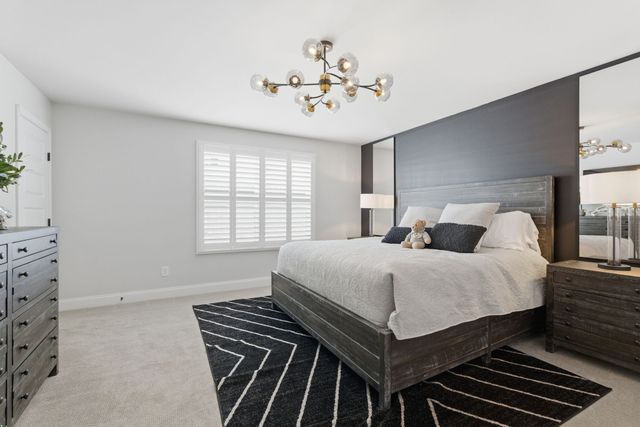 240 Valley Bend Dr, Nashville, TN 37214