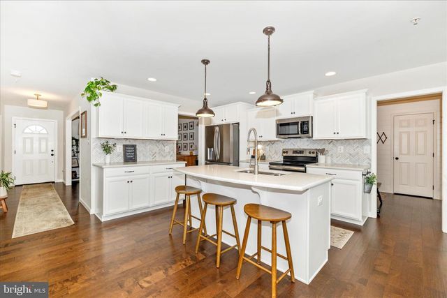 6806 HAWES CT, Frederick, MD 21702