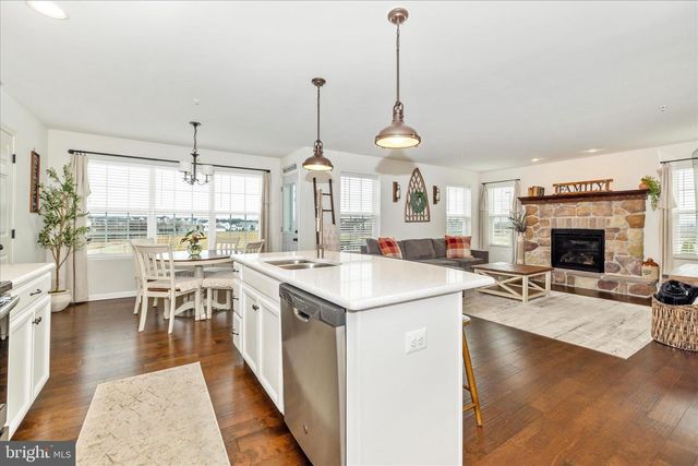 6806 HAWES CT, Frederick, MD 21702