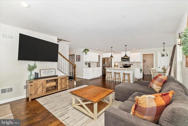 6806 HAWES CT, Frederick, MD 21702