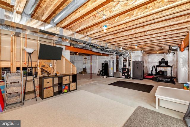 6806 HAWES CT, Frederick, MD 21702