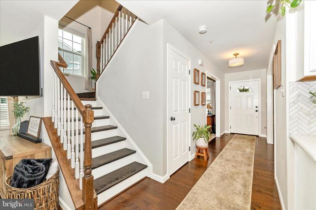 6806 HAWES CT, Frederick, MD 21702