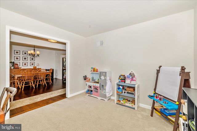 6806 HAWES CT, Frederick, MD 21702