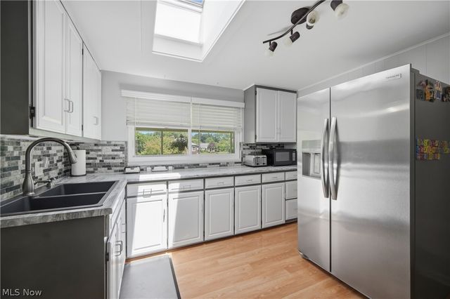 4573 Aurora Street NW, Canton, OH 44708