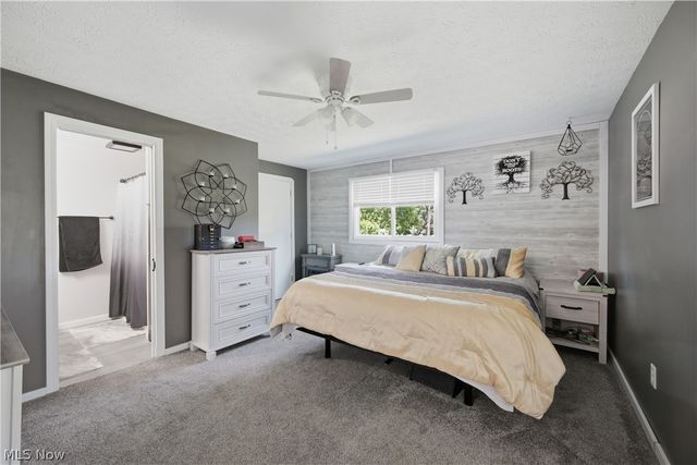 4573 Aurora Street NW, Canton, OH 44708