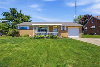 4573 Aurora Street NW, Canton, OH 44708