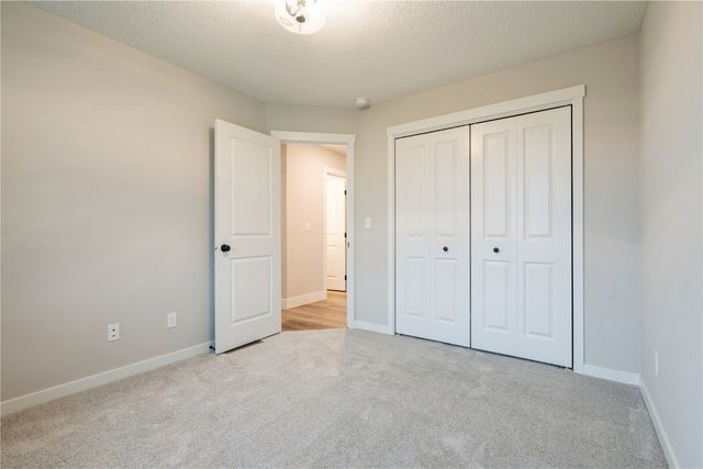 6177 Glenwood Drive, Marion, IA 52302