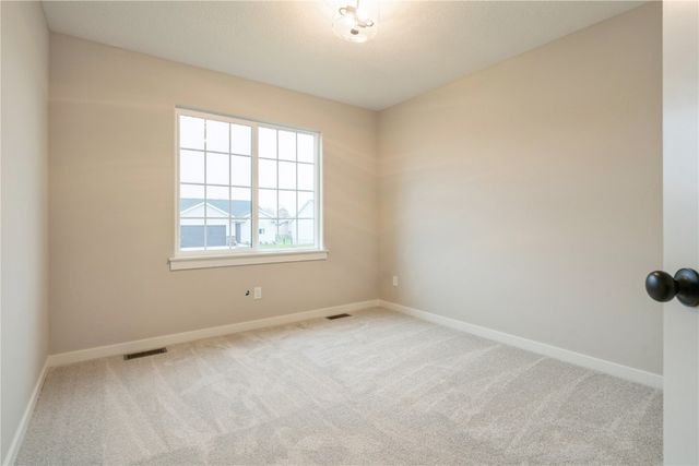 6177 Glenwood Drive, Marion, IA 52302