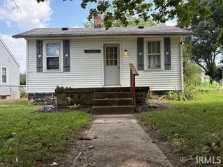 1804 N Milton Street, Muncie, IN 47303