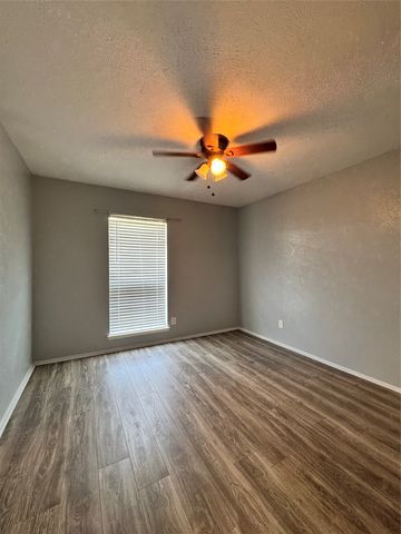 2730 Centennial Drive, Garland, TX 75042