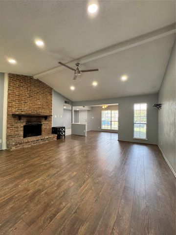 2730 Centennial Drive, Garland, TX 75042