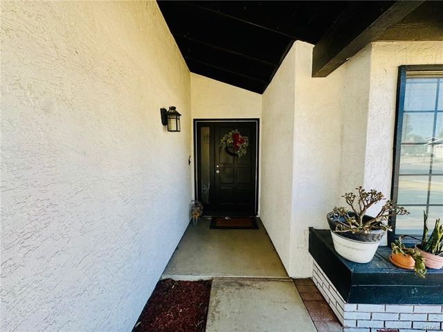 7517 Hachita Court, Bakersfield, CA 93309