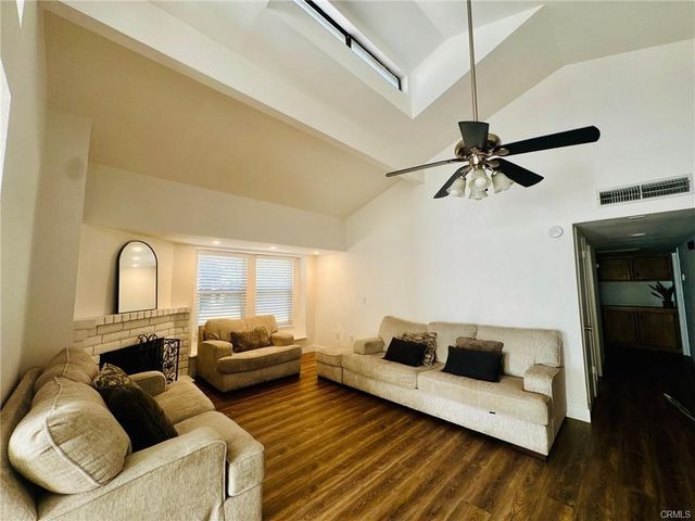 7517 Hachita Court, Bakersfield, CA 93309