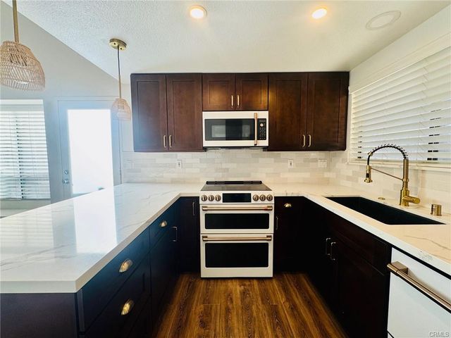 7517 Hachita Court, Bakersfield, CA 93309